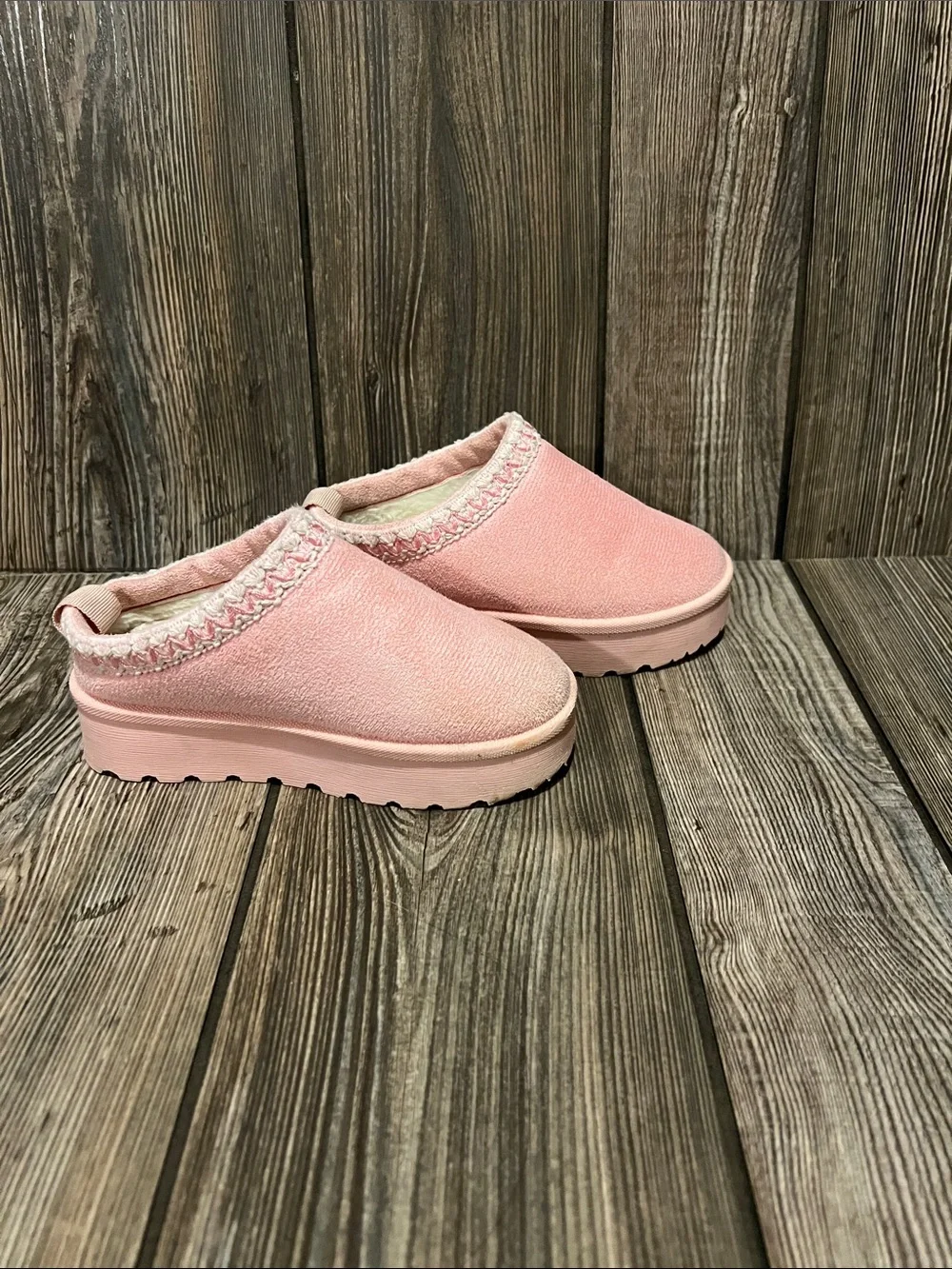 Link Kids Blush Pink Plush Slip-Ons
